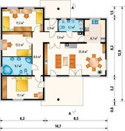 Небольшое одноуровневое строение с тремя жилыми помещениями