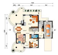 Красивый дом с балконами, эркерами и двумя небольшими террасами